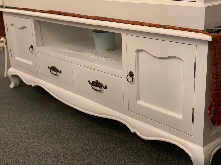 MP - French Provincial Solid Teak Wood Timber 2 Door 2 Drawer French TV Console Unit, 168cm, White Cabinet TEK168 EU 202 FP ( Picture for Reference Only )