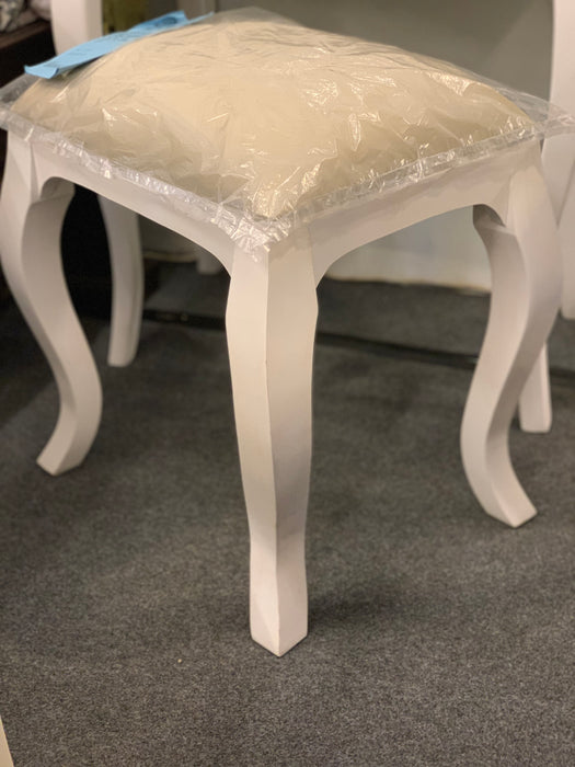 Queen AnnMary French Stool with attached cushion TEK168 CH 001 QA ( Picture Illustration for Reference Only ) ( with Cream White Fabric  ) ( White Colour )